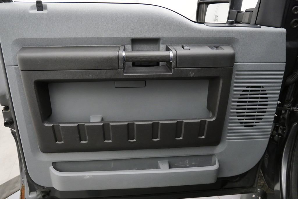 Used 2015 Ford F250 XL w/ Power Equipment Group image 13