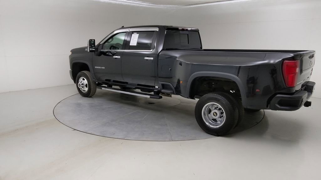 Used 2022 Chevrolet Silverado 3500 High Country image 18