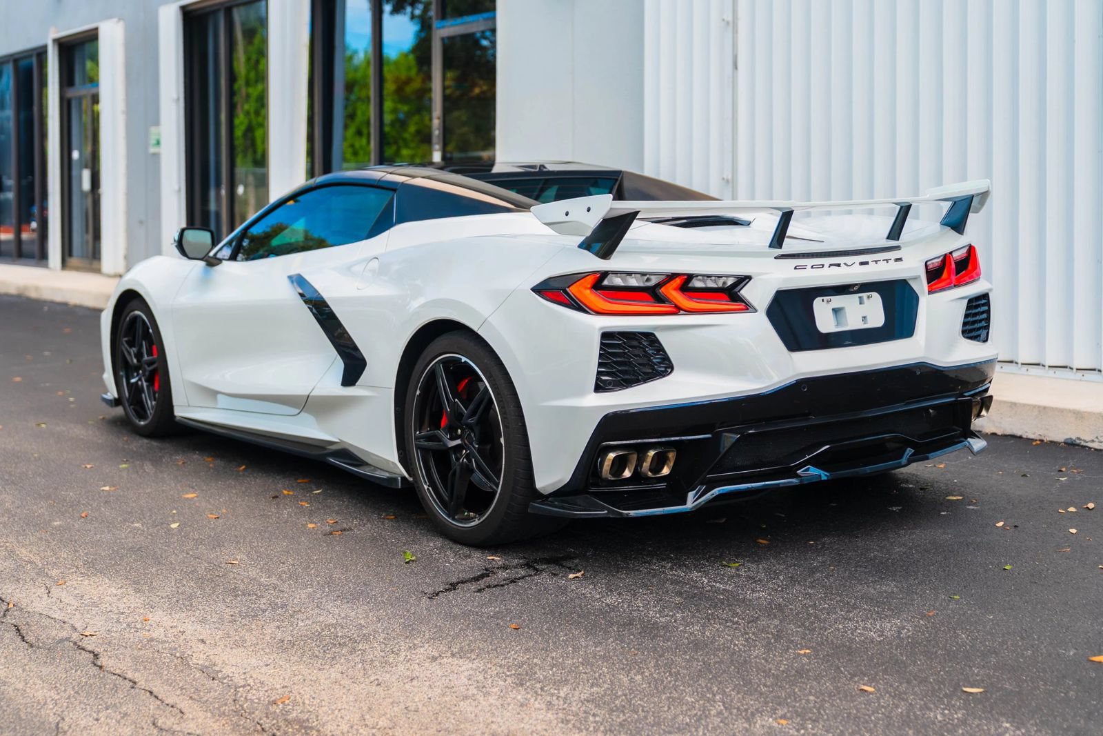 Used 2022 Chevrolet Corvette Stingray Premium Conv w/ Z51 Performance Package RWD image 8