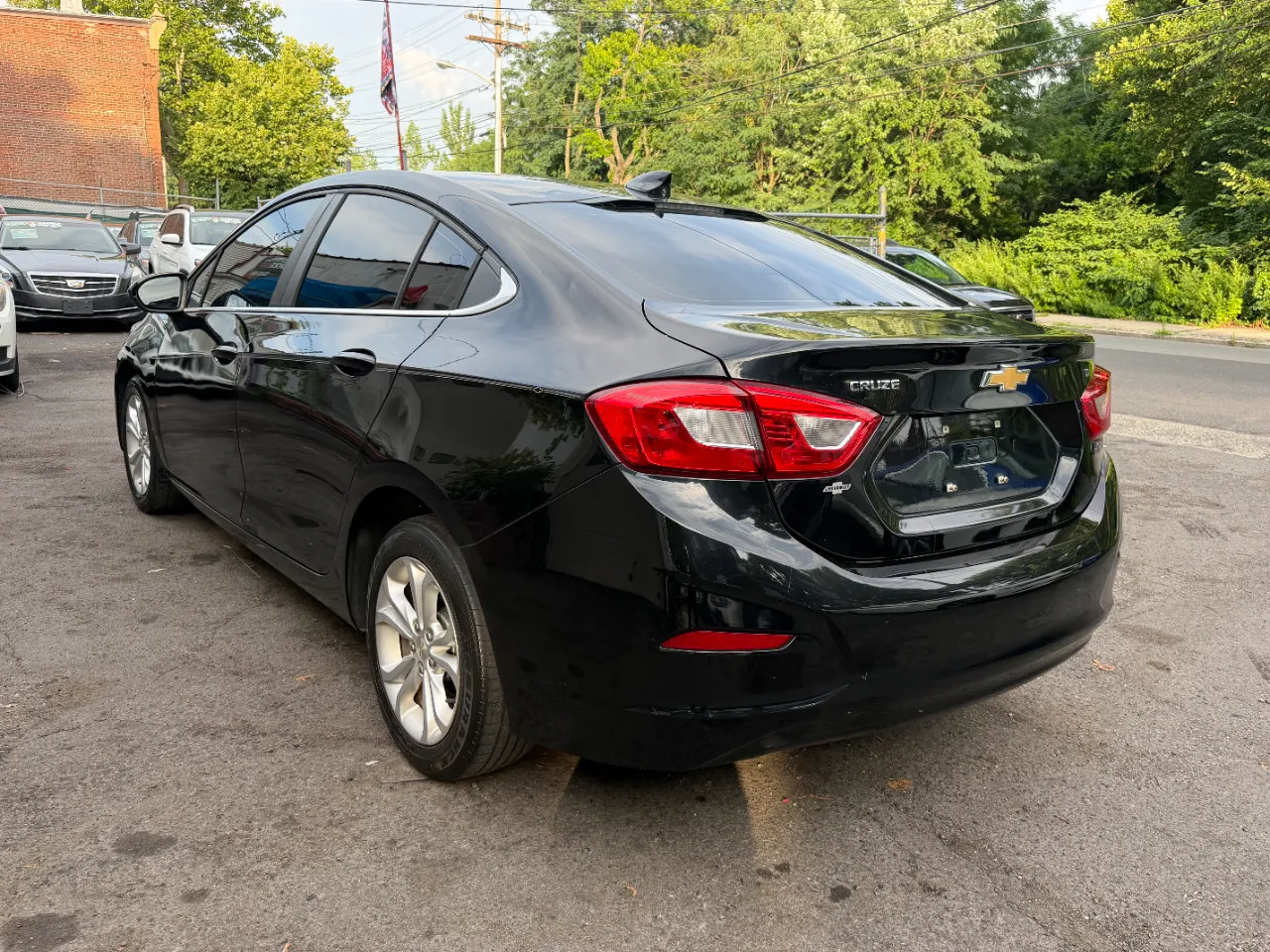 Used 2019 Chevrolet Cruze LT FWD image 9