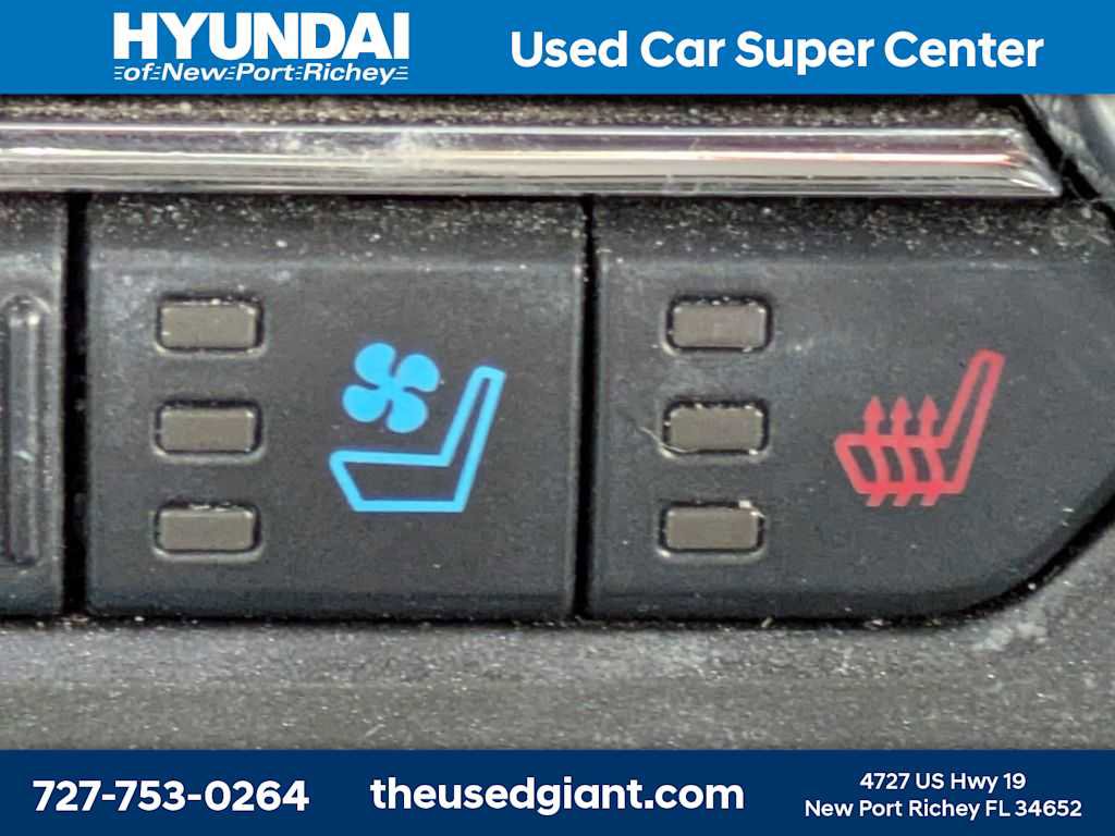 Used 2020 Ford Expedition Limited w/ Equipment Group 301A image 36