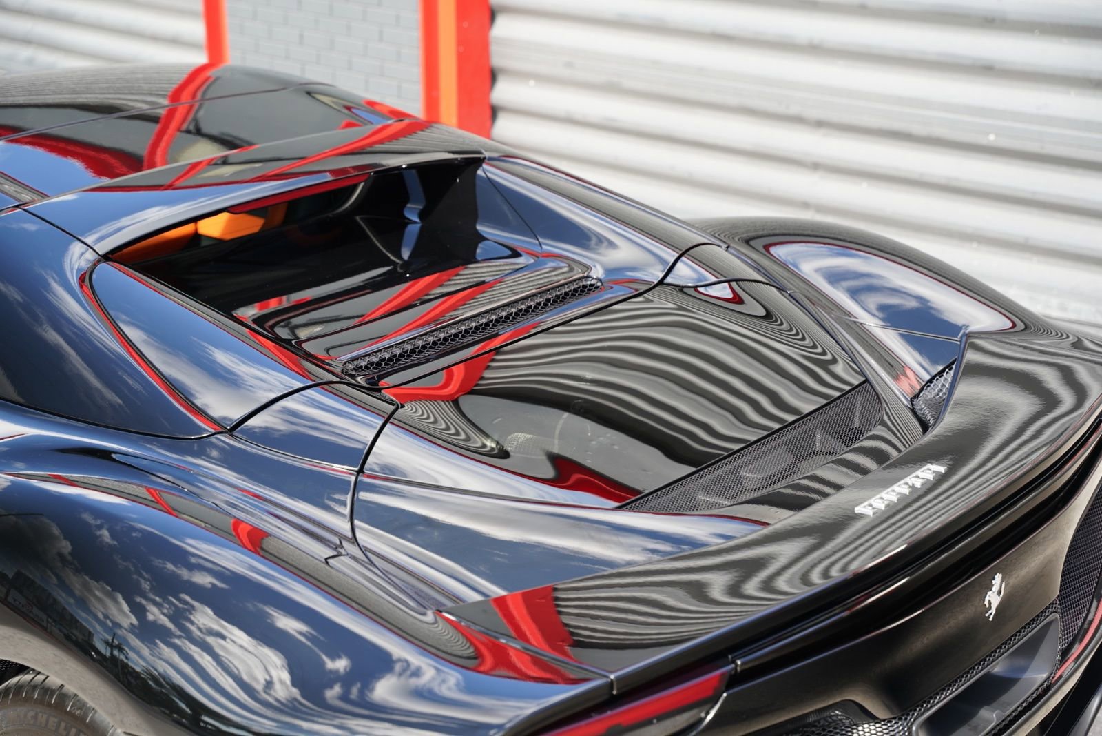 Used 2025 Ferrari 296 GTS RWD image 6