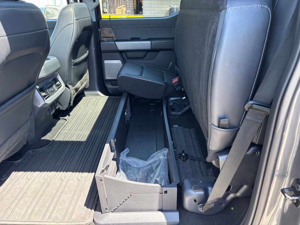 Used 2024 Ford F250 Lariat w/ Lariat Ultimate Package AWD/4WD image 20