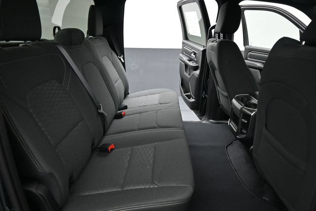 New 2026 RAM 1500 4x4 Crew Cab image 15