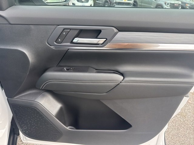 New 2026 GMC Terrain Elevation w/ LPO, Floor Liner Package image 25