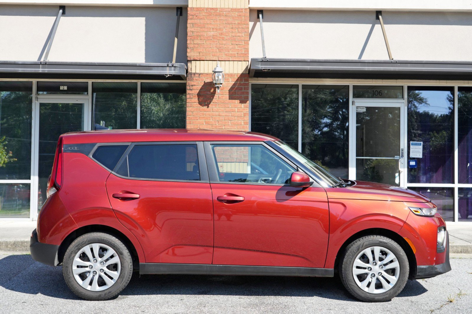 Used 2021 Kia Soul LX FWD image 43