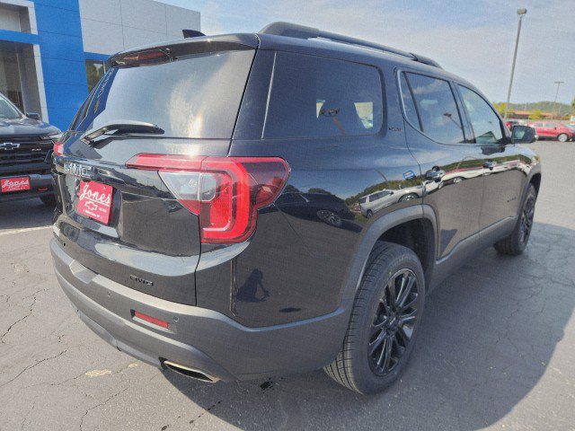 Used 2023 GMC Acadia SLE w/ Driver Convenience Package image 5