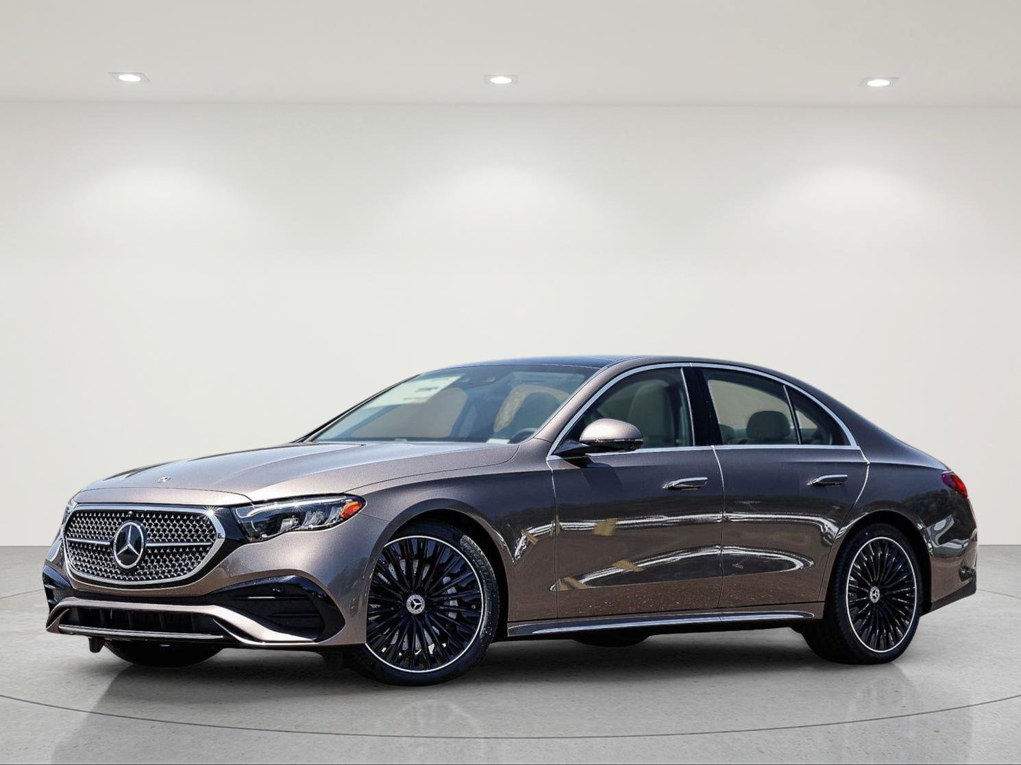 New 2026 Mercedes-Benz E 450 4MATIC Sedan image 2