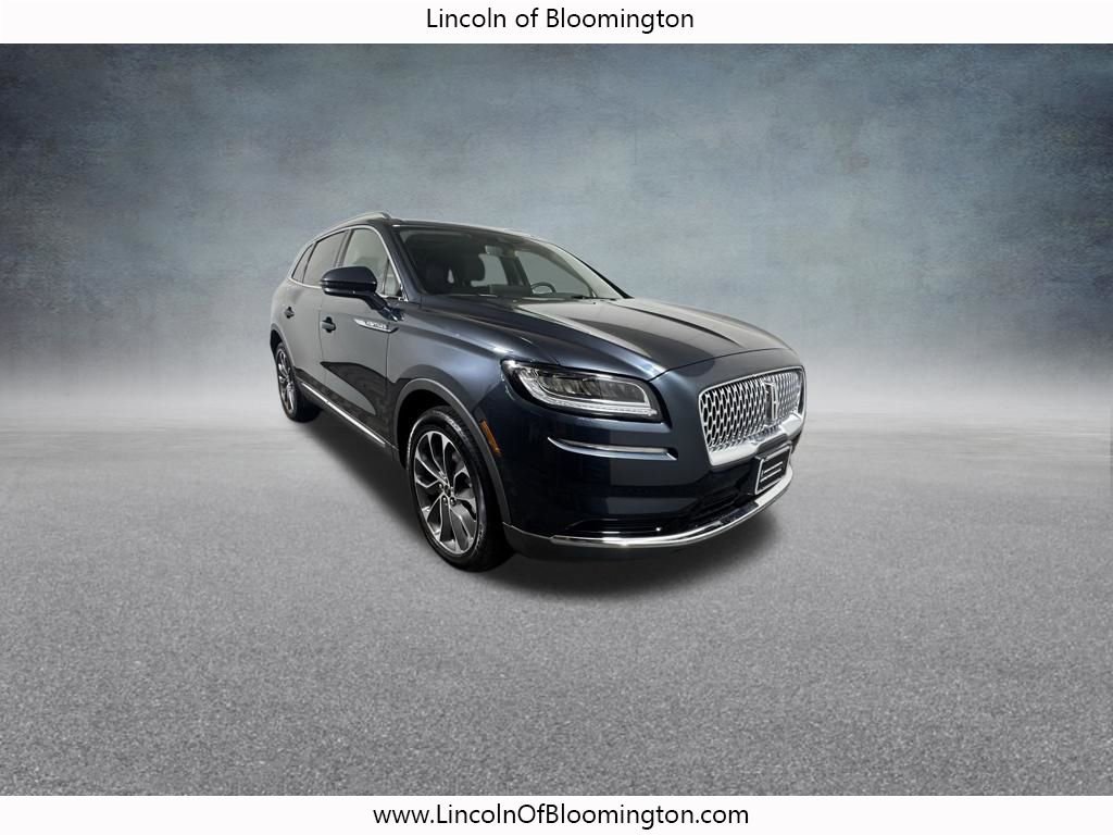 Certified 2023 Lincoln Nautilus Reserve w/ Luxury Package AWD/4WD image 11