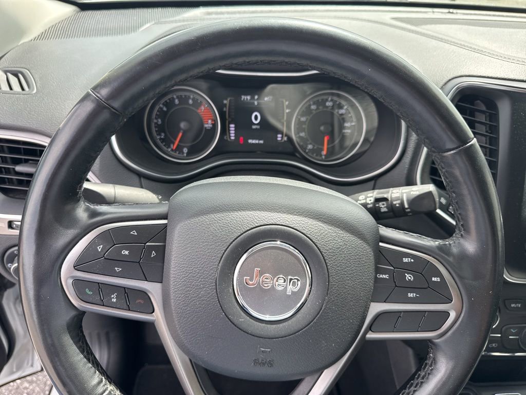 Used 2021 Jeep Cherokee Latitude Lux w/ Sun & Sound Group image 28