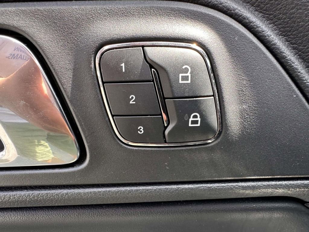 Used 2019 Ford Mustang GT Premium w/ Equipment Group 401A image 10