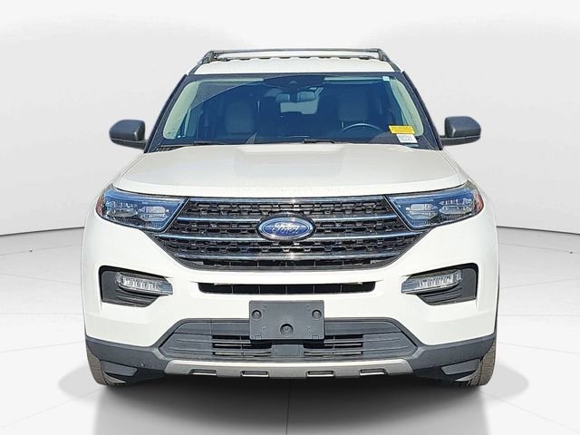 Used 2021 Ford Explorer XLT w/ Equipment Group 202A image 8