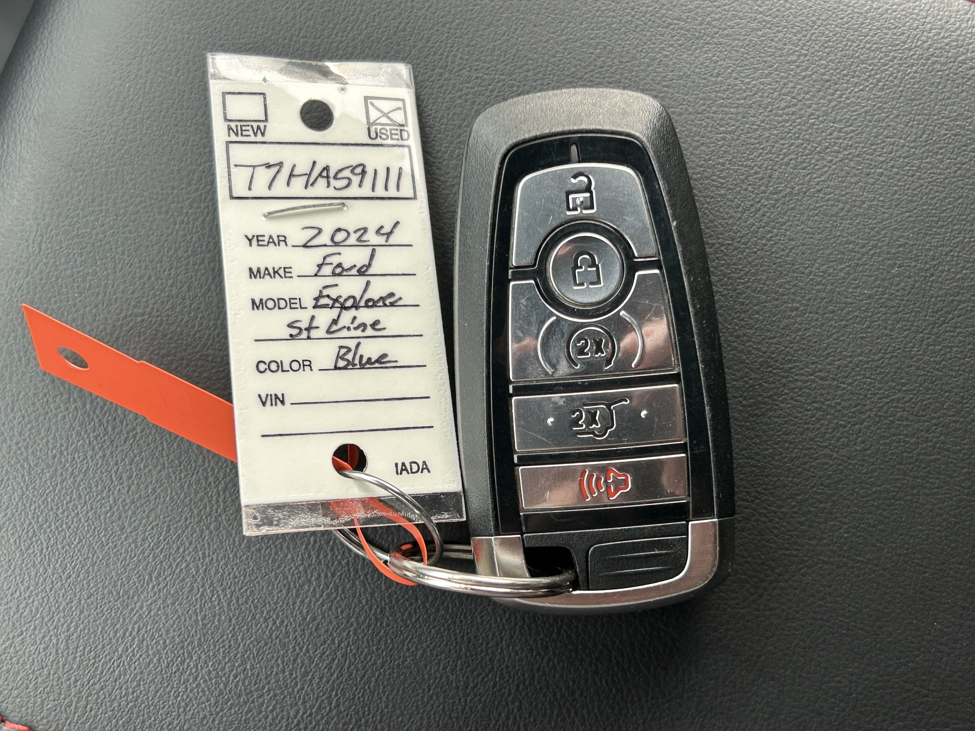 Used 2024 Ford Explorer ST-Line w/ Class IV Trailer Tow Package AWD/4WD image 37