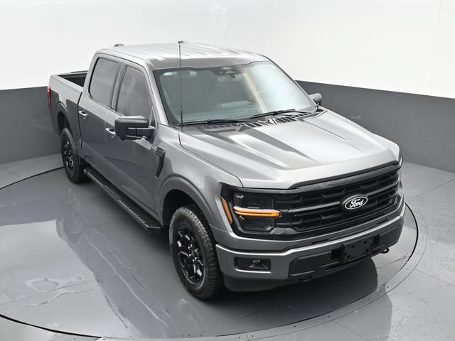 Used 2024 Ford F150 XLT w/ XLT Black Appearance Package AWD/4WD image 18