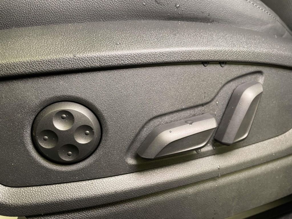 Used 2022 Audi Q5 2.0T Prestige image 17