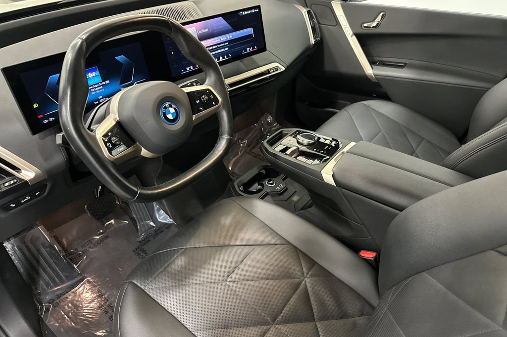 Used 2024 BMW iX xDrive50 AWD/4WD image 10