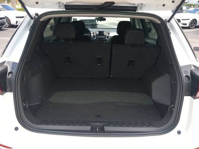 Used 2023 Chevrolet Equinox LS FWD image 14