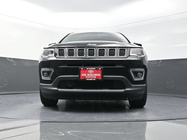 Used 2018 Jeep Compass Limited w/ Navigation Group AWD/4WD image 31