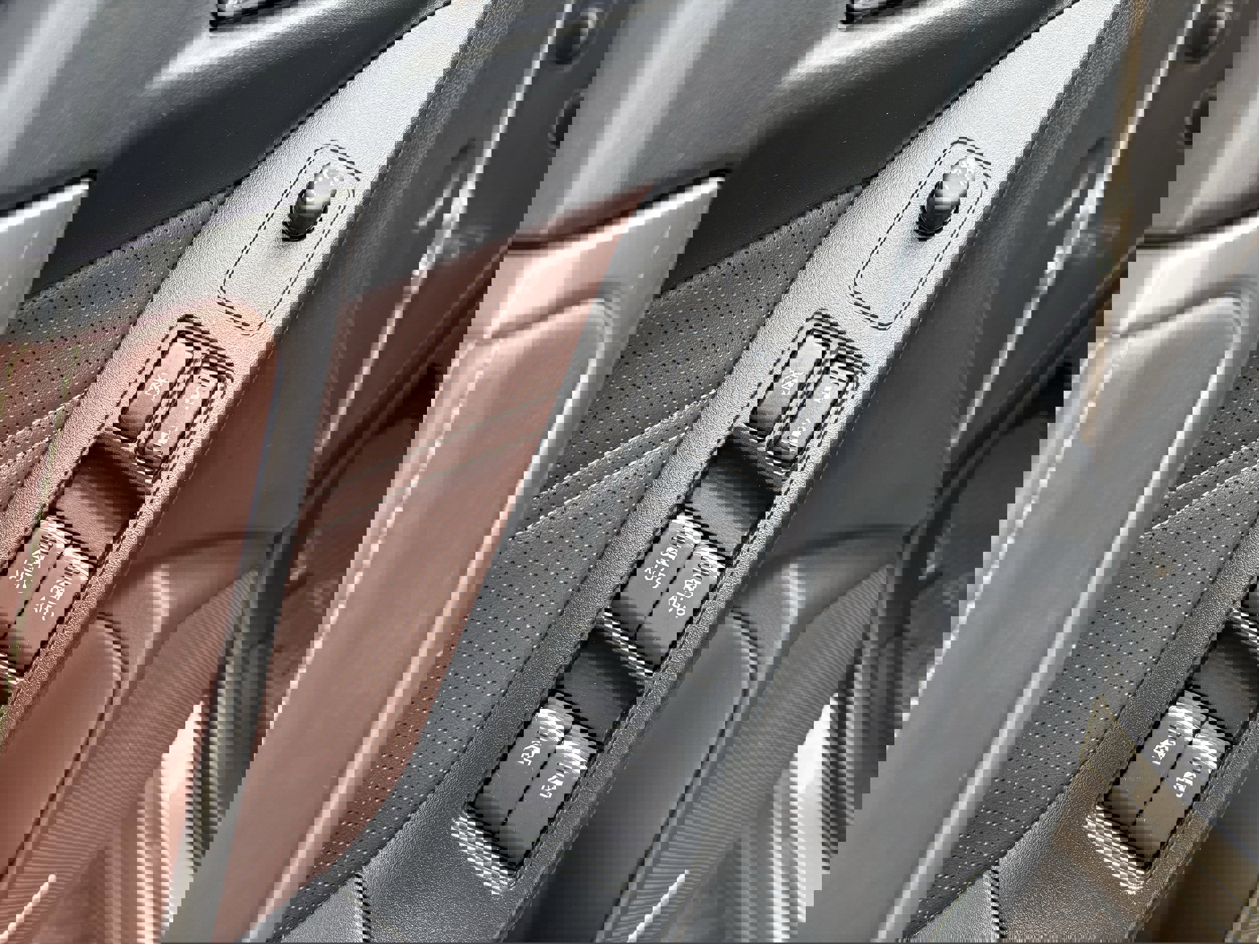 Used 2017 Subaru Forester 2.5i Touring image 27