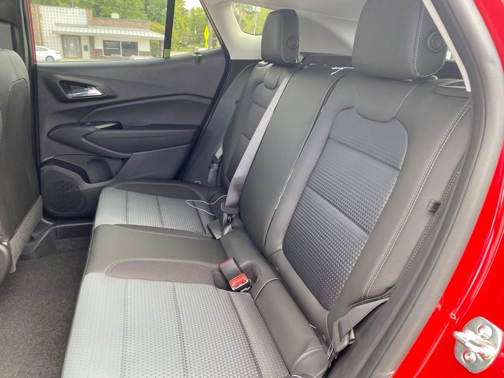 New 2026 Chevrolet Trax LT image 17