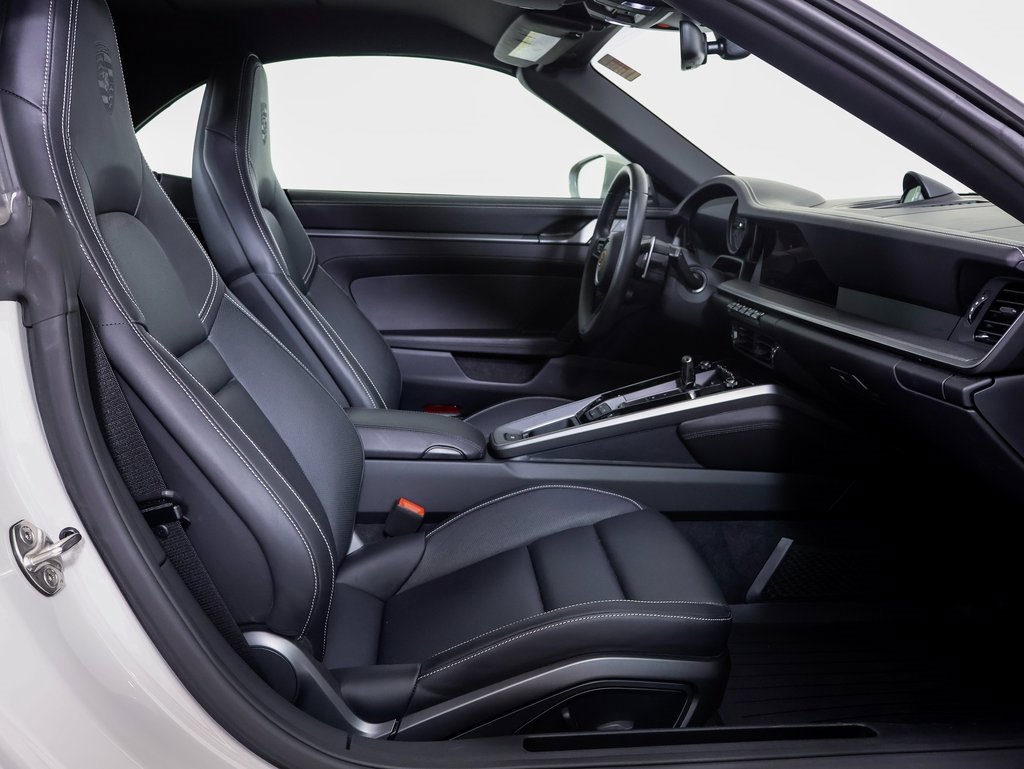 Certified 2024 Porsche 911 Carrera image 8