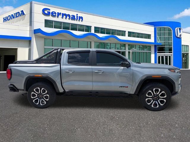 Used 2025 GMC Canyon AT4 w/ Nightfall Edition AWD/4WD image 4