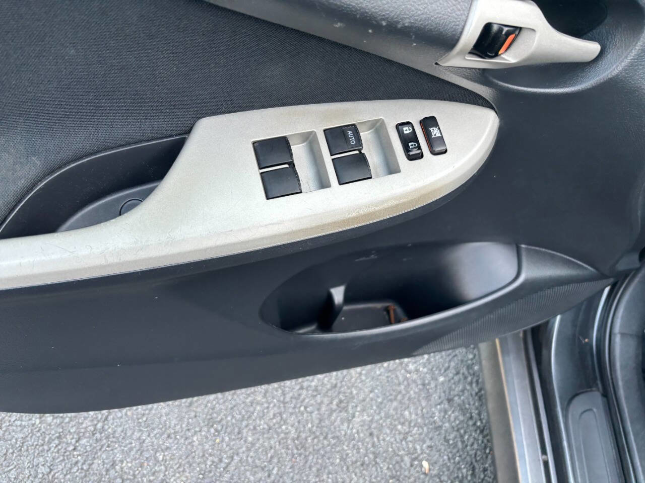 Used 2011 Toyota Corolla S FWD image 14