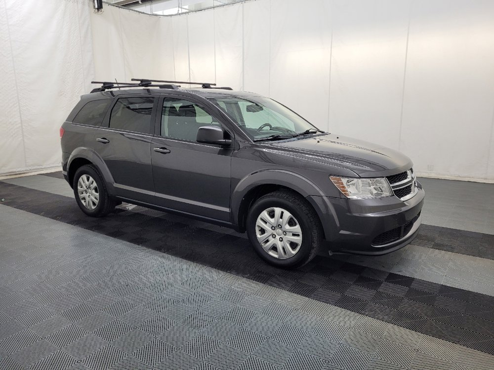 Used 2016 Dodge Journey SE w/ Flexible Seating Group image 11