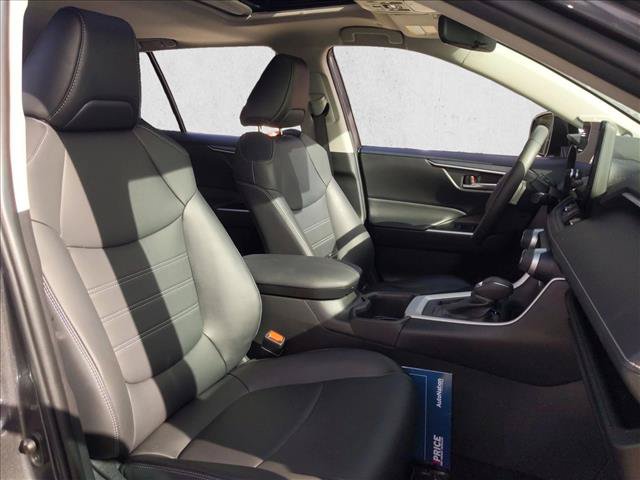 Used 2023 Toyota RAV4 XLE Premium FWD image 21