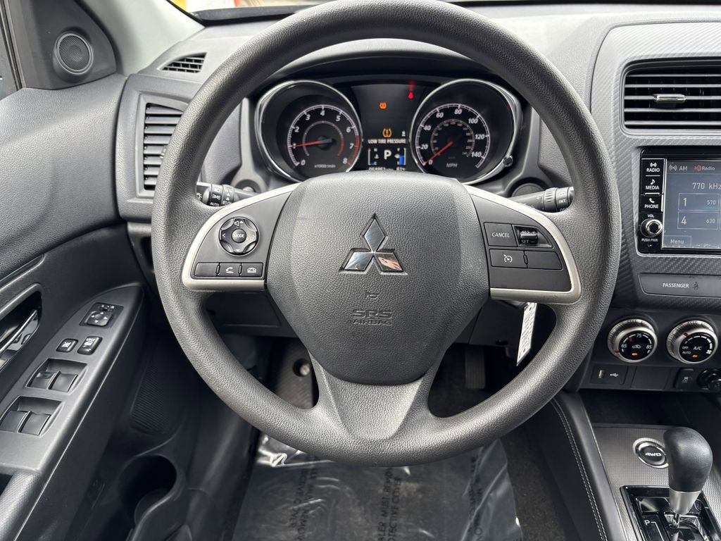 Used 2024 Mitsubishi Outlander Sport ES AWD/4WD image 15