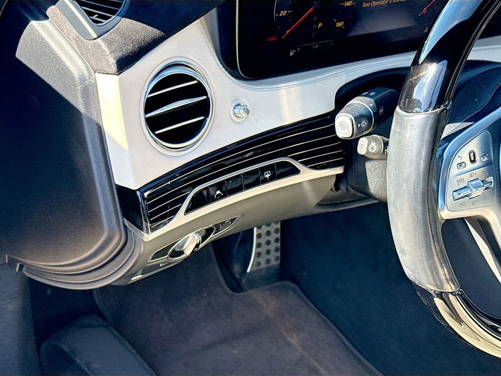 Used 2019 Mercedes-Benz S 560 4MATIC Sedan image 11