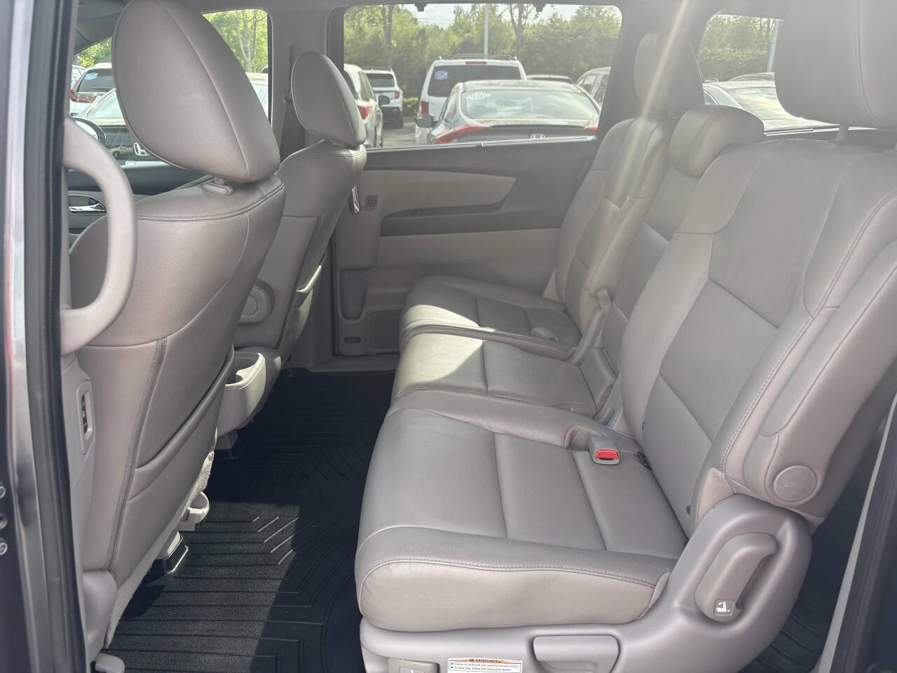 Used 2015 Honda Odyssey Touring image 14