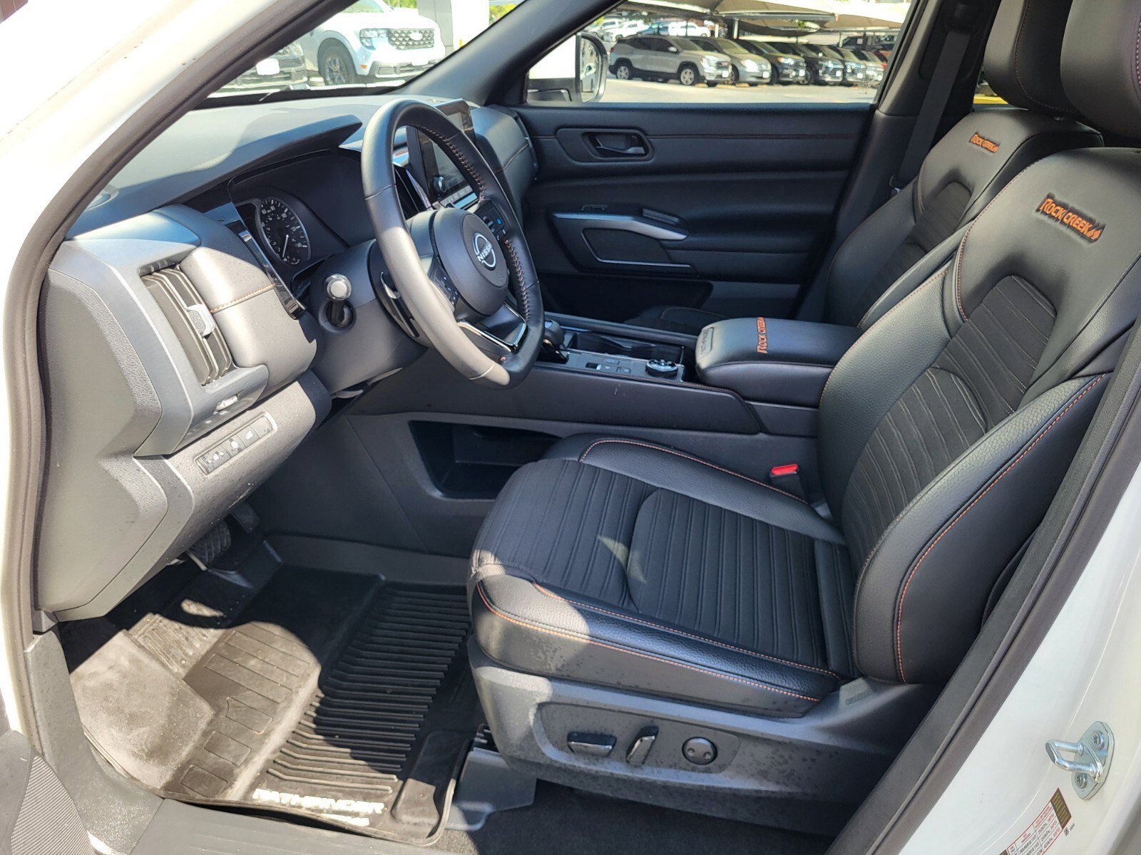 Used 2025 Nissan Pathfinder Rock Creek AWD/4WD image 19