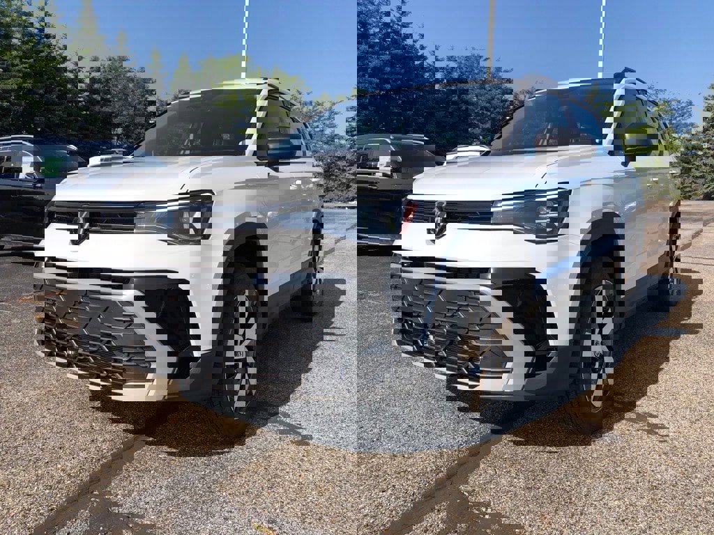 New 2025 Volkswagen Taos S image 3