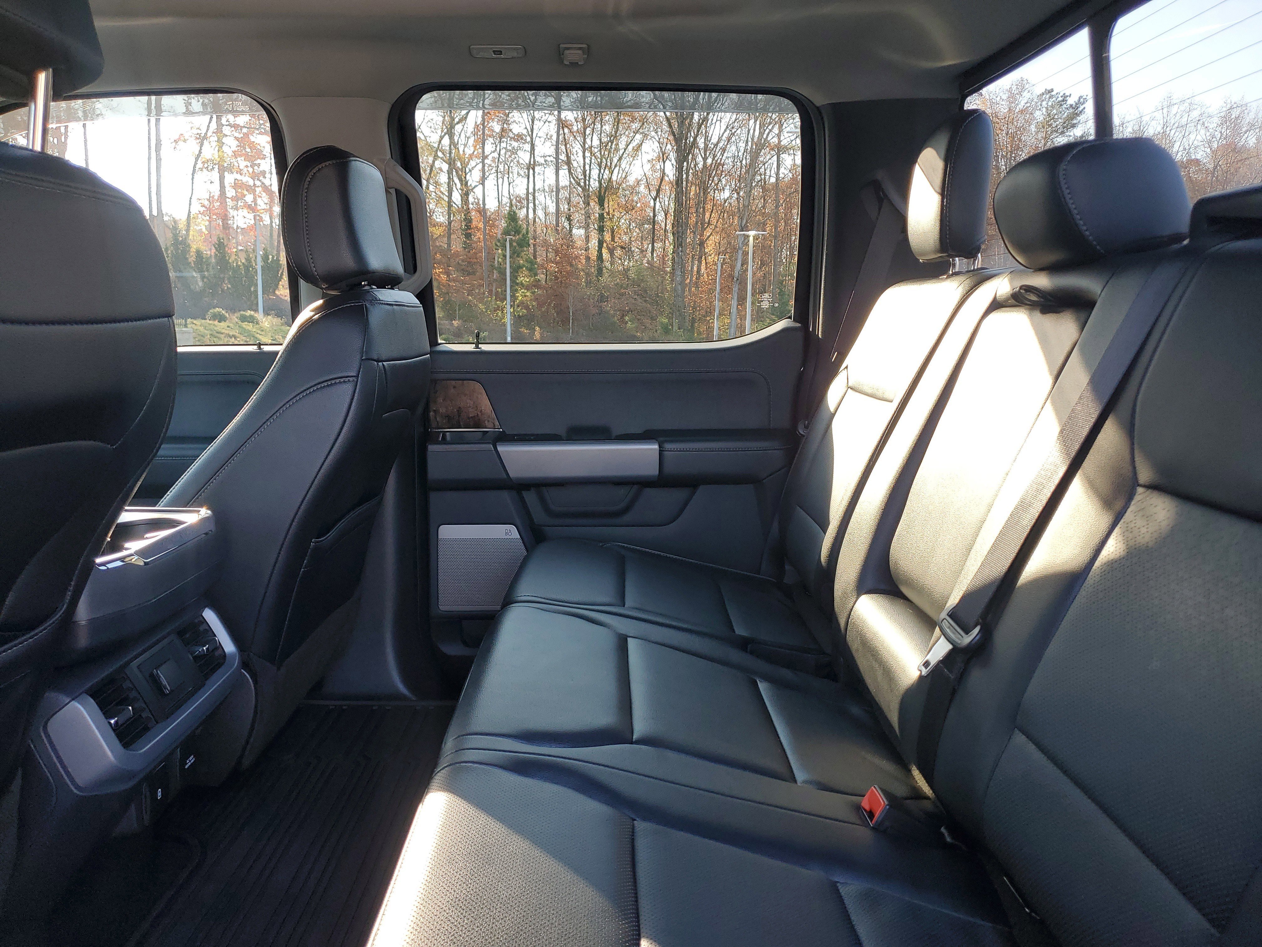 Used 2023 Ford F150 Lariat w/ FX4 Off-Road Package image 11