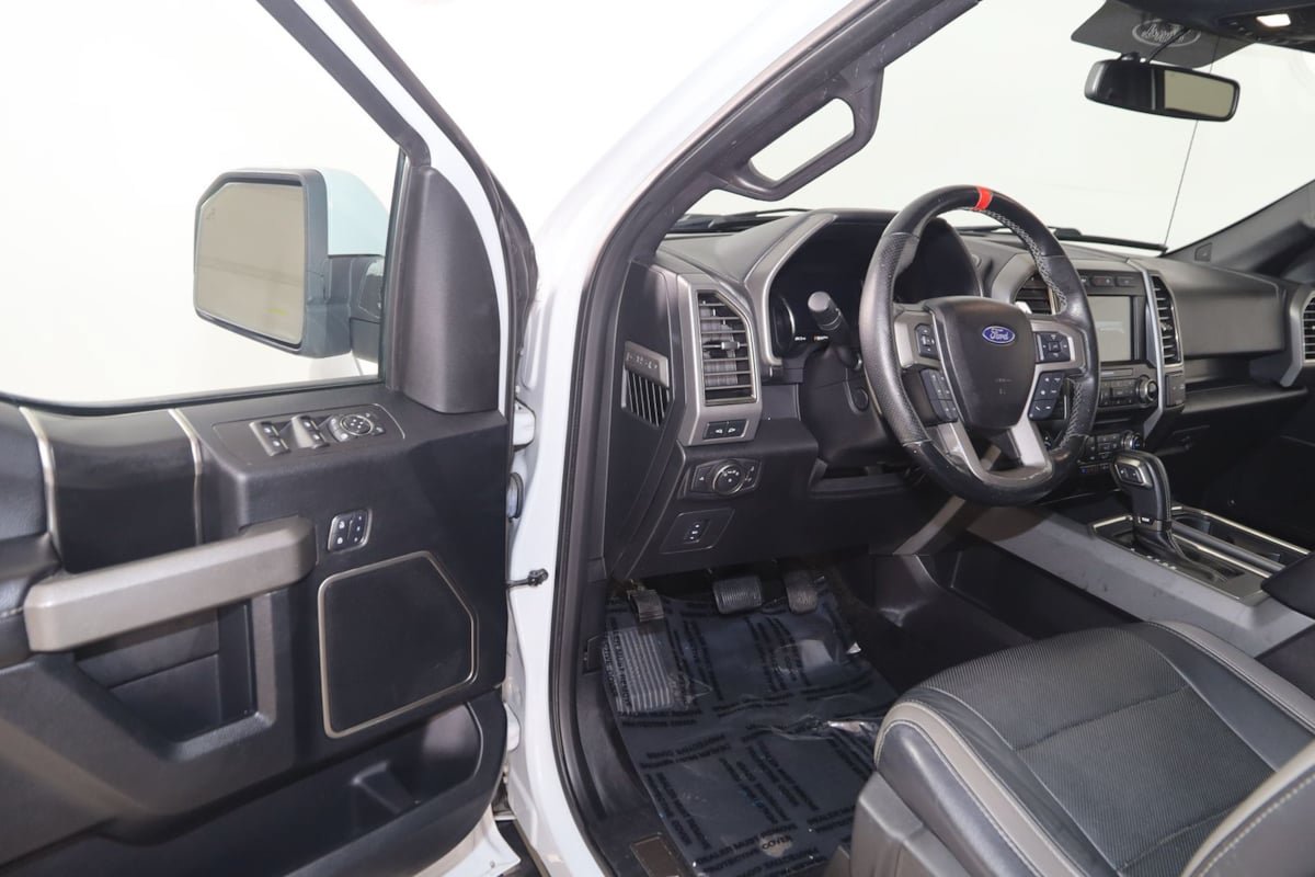 Used 2017 Ford F150 Raptor w/ Equipment Group 802A Luxury AWD/4WD image 54