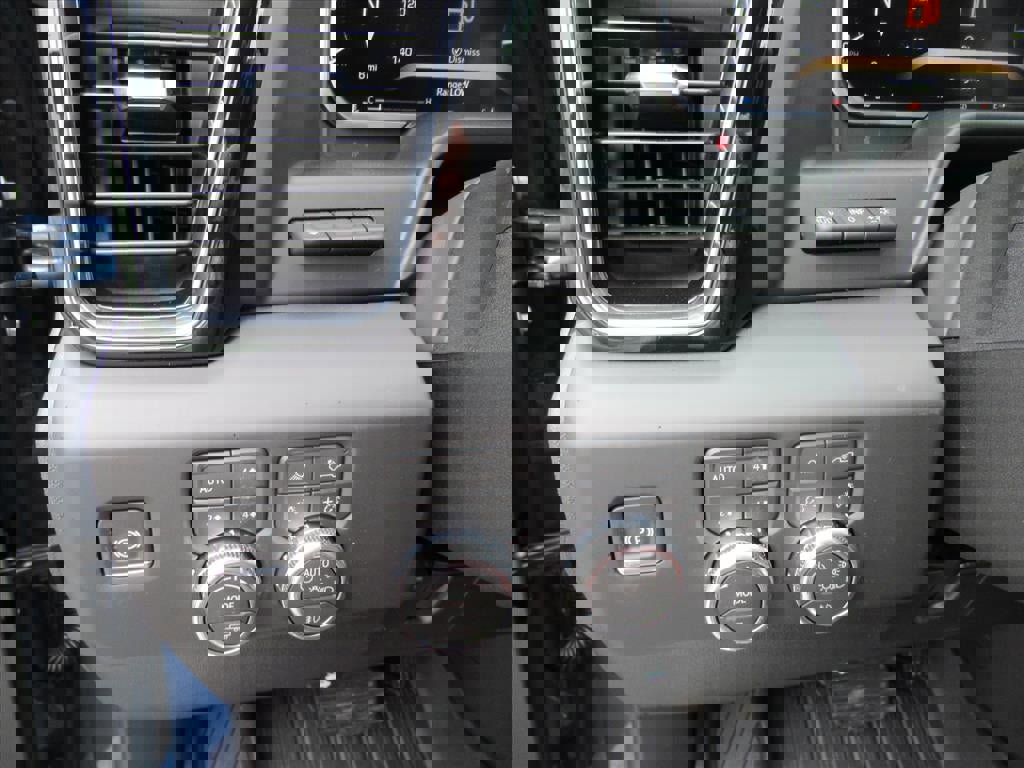 New 2026 GMC Sierra 2500 Denali Ultimate image 19