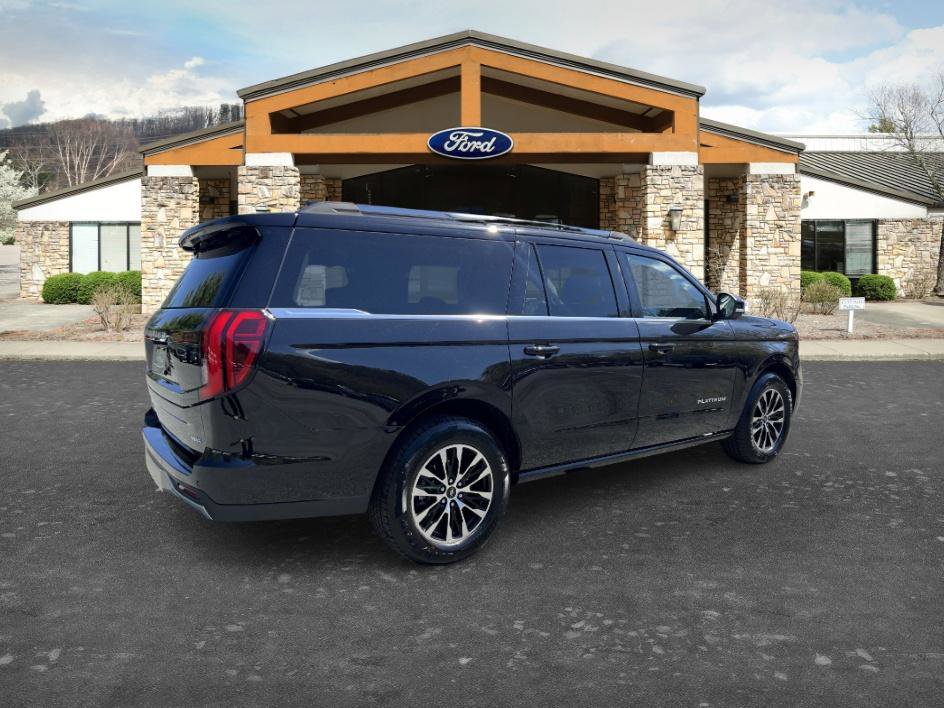 Used 2025 Ford Expedition Max Platinum AWD/4WD image 5