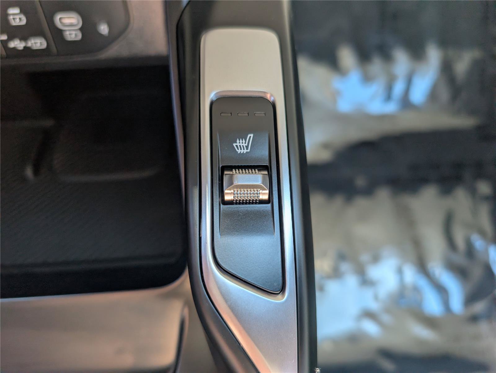 Used 2025 Kia Sorento X-Line EX AWD/4WD image 32