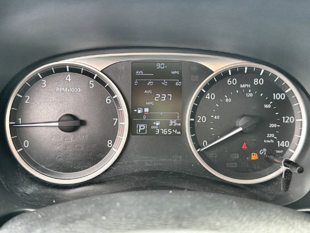 Used 2019 Nissan Kicks S FWD image 15
