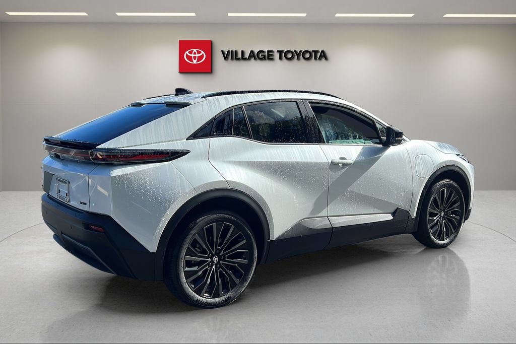 New 2026 Toyota C-HR AWD/4WD image 5