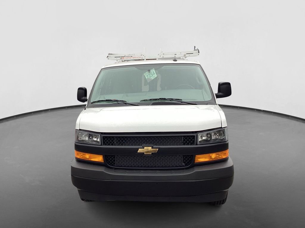 New 2025 Chevrolet Express 2500 video 2