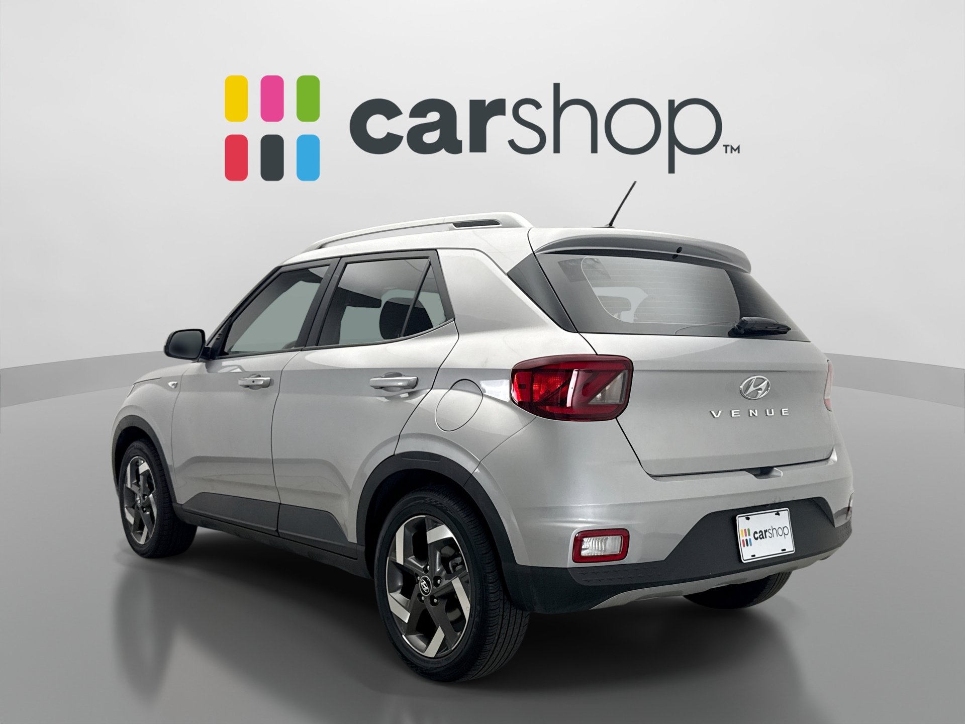 Used 2026 Hyundai Venue SEL FWD image 3
