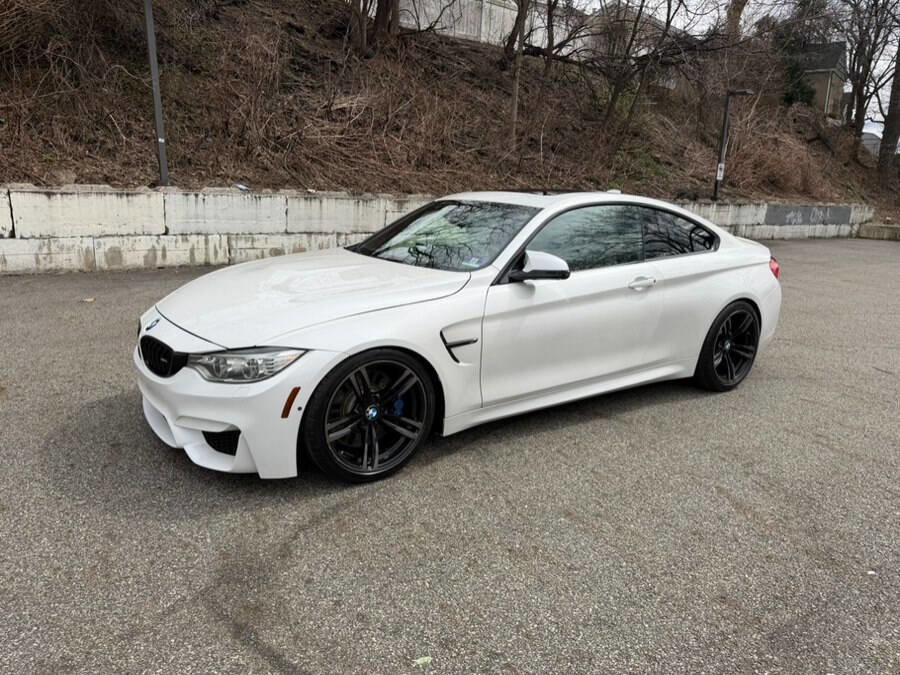 Used 2015 BMW M4 Coupe image 3