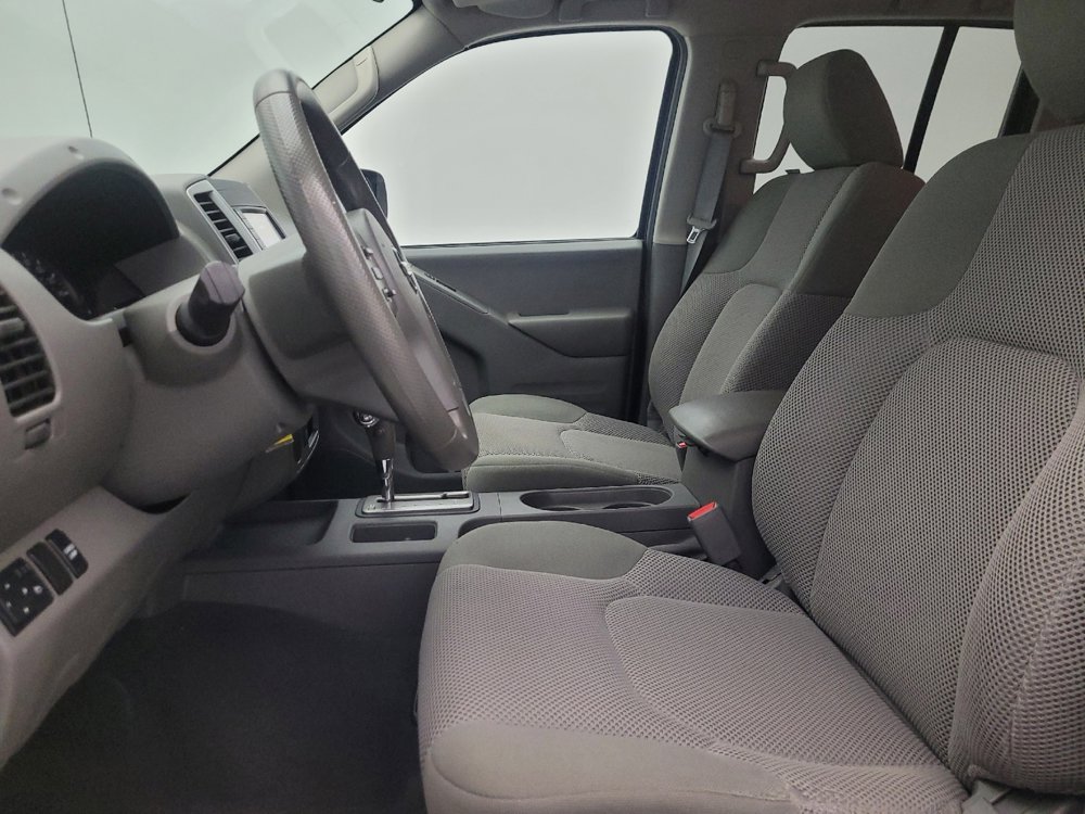 Used 2019 Nissan Frontier SV image 17