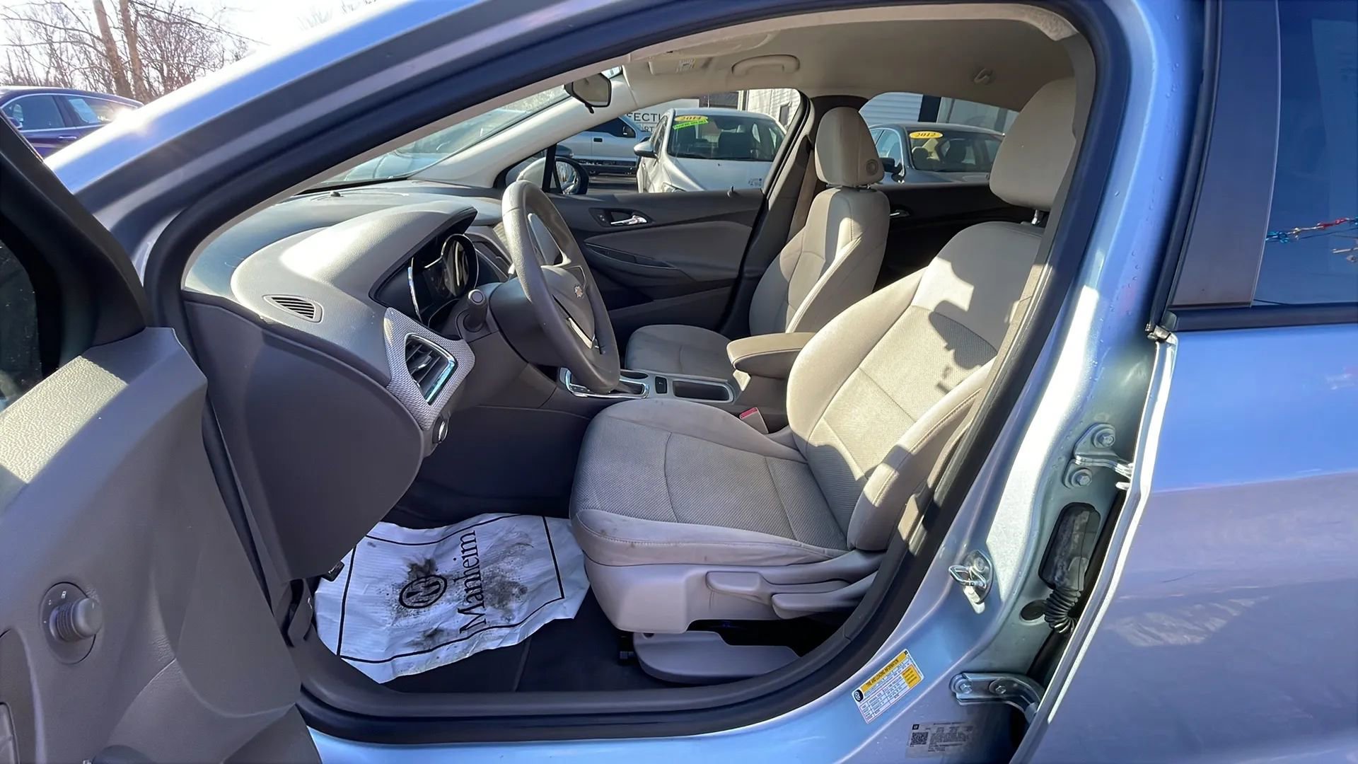 Used 2018 Chevrolet Cruze LS image 10