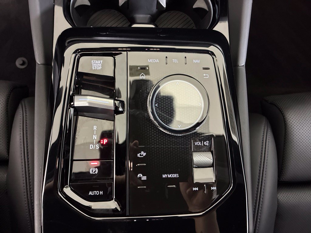 Certified 2024 BMW 530i w/ M Sport Package RWD image 12