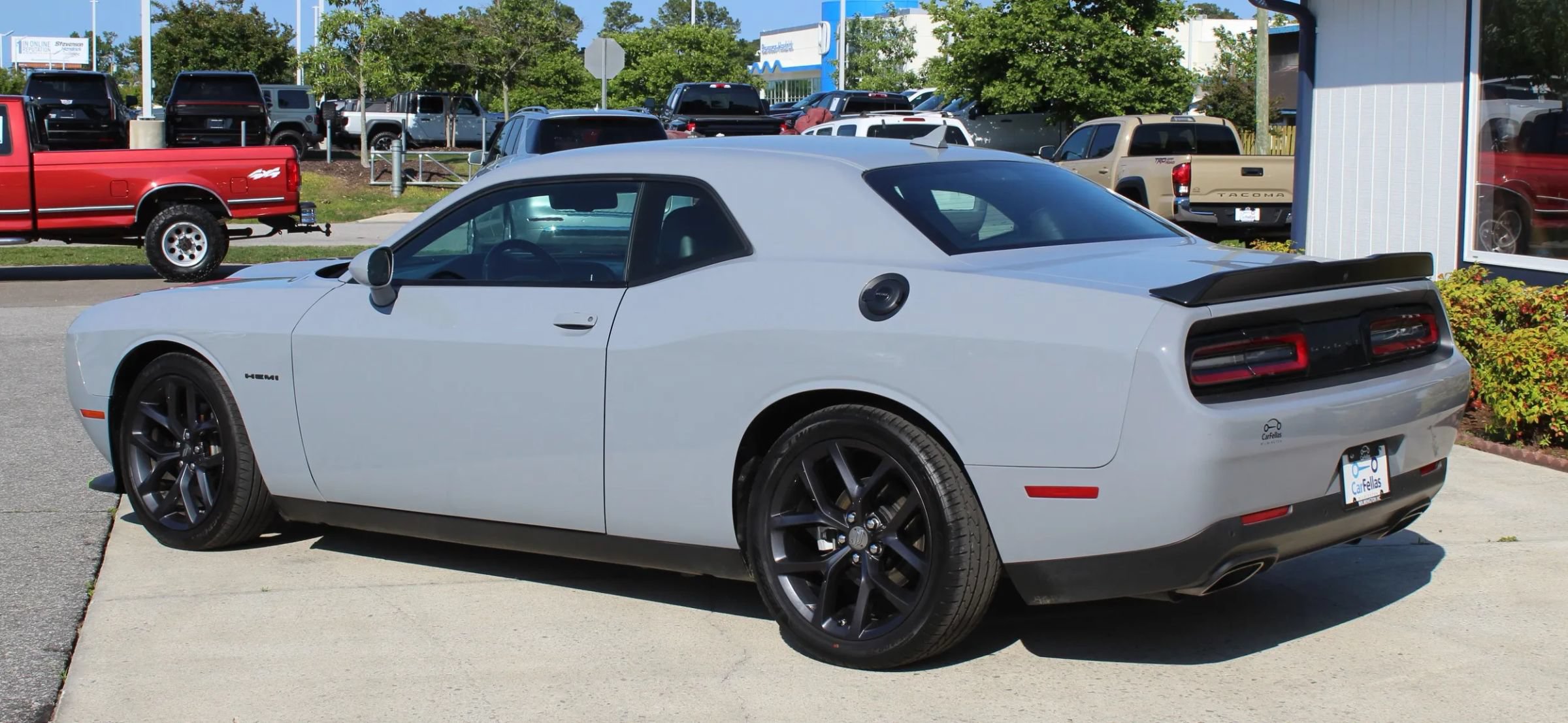 Used 2022 Dodge Challenger R/T w/ Plus Package RWD image 3