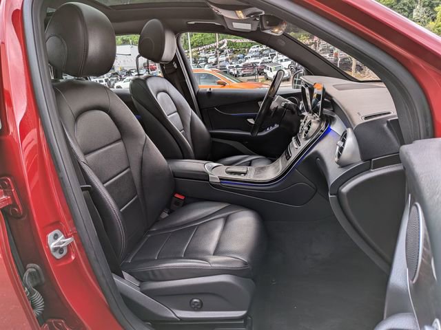 Used 2021 Mercedes-Benz GLC 300 4MATIC image 28