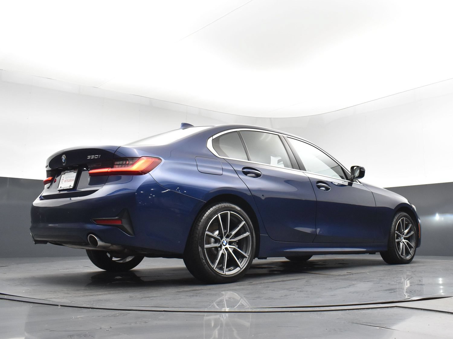 Used 2019 BMW 330i xDrive Sedan w/ Premium Package AWD/4WD image 26